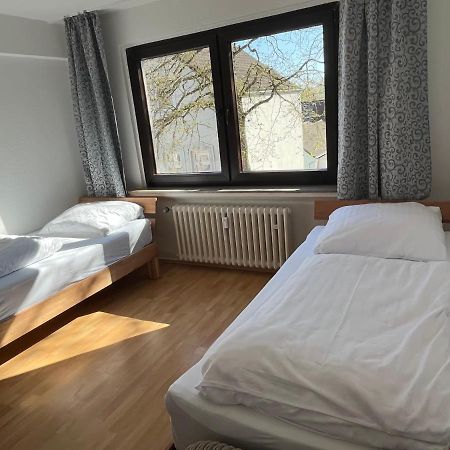 Zimmer Fuer Monteure, Handwerker Oder Reisende 埃森 外观 照片