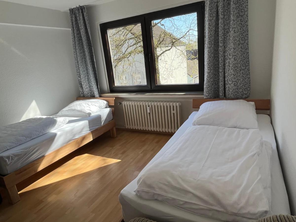 Zimmer Fuer Monteure, Handwerker Oder Reisende 埃森 外观 照片