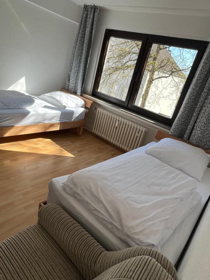 Zimmer Fuer Monteure, Handwerker Oder Reisende 埃森 外观 照片
