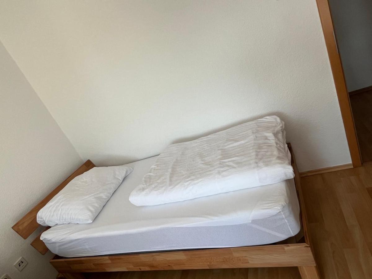 Zimmer Fuer Monteure, Handwerker Oder Reisende 埃森 外观 照片